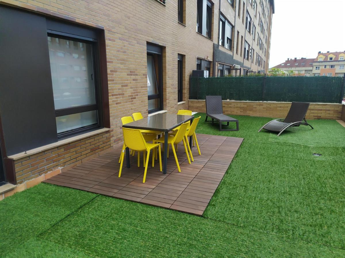 Ferienwohnung La Terraza De La Florida Terraza 225 M2 Oviédo Exterior foto